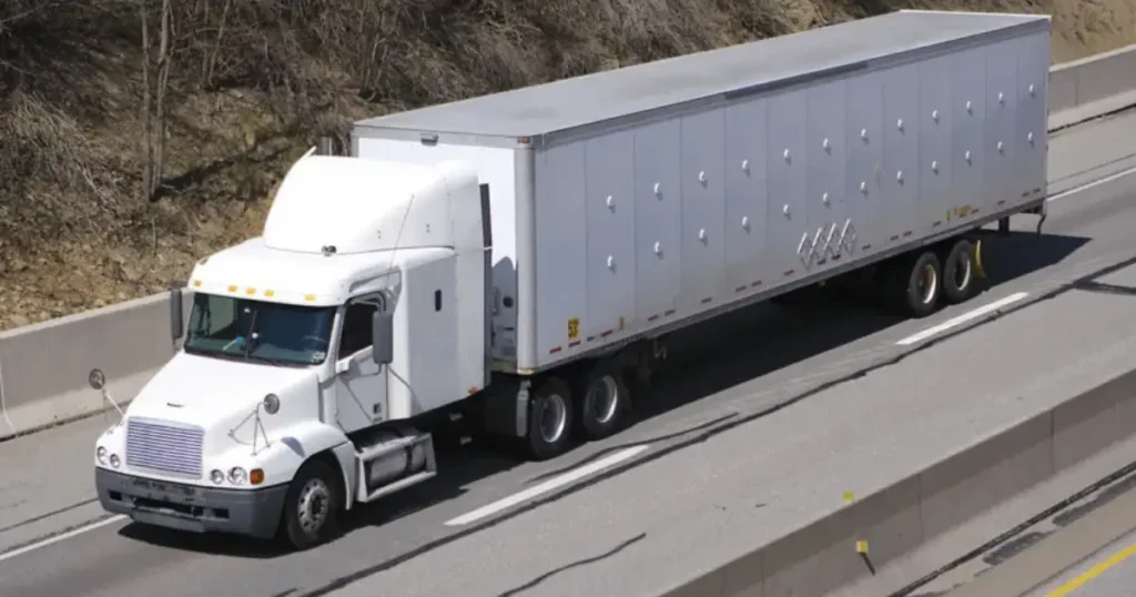 What Is FTL (Full Truck Load)? A Shipper’s Guide