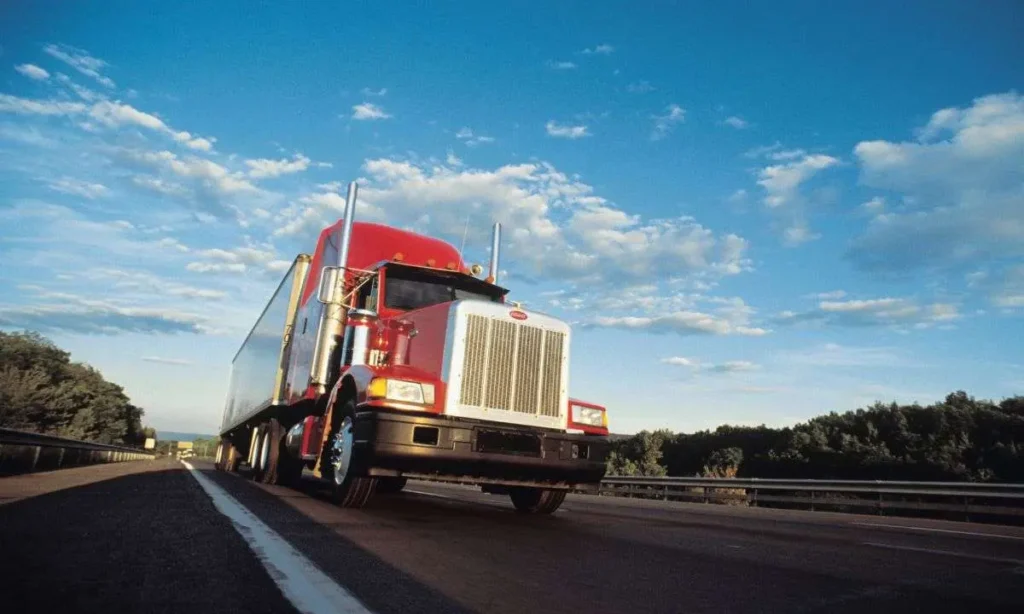 Why OTR Trucking Is Still the Backbone of U.S. Supply Chains
