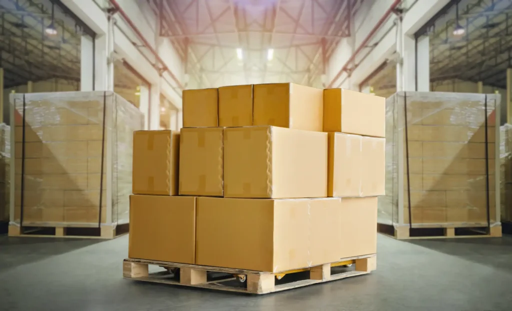 Locked-In vs. Spot Rates: How to Navigate LTL Price Volatility in 2026