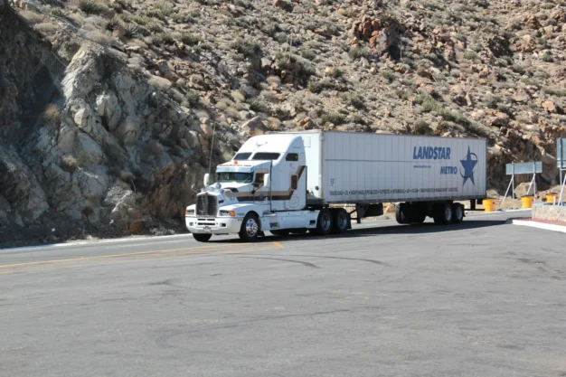 How Does Jansson LLC’s Fleet Back Up Your Intermodal Shipping?